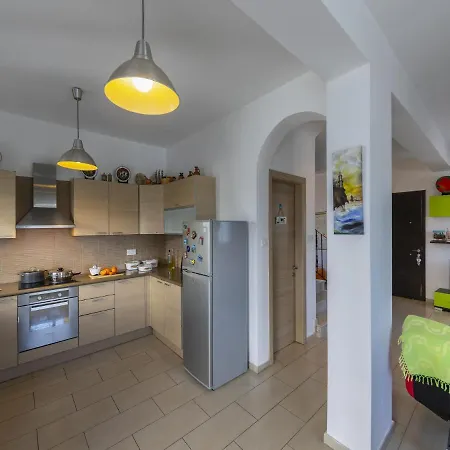 Imagine And Your Family Renting Luxury Minutes From The Beach, Protaras 1501 Villa Paralimni