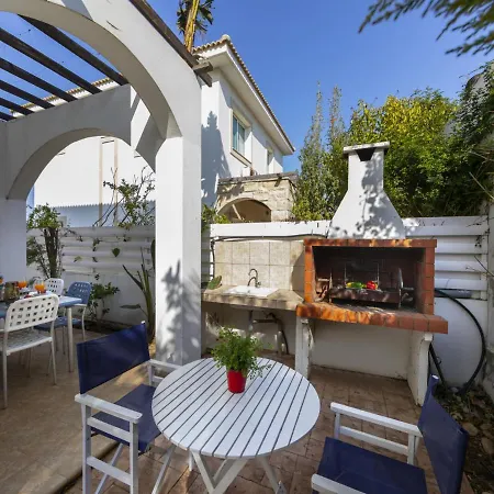 Imagine And Your Family Renting Luxury Minutes From The Beach, Protaras 1501