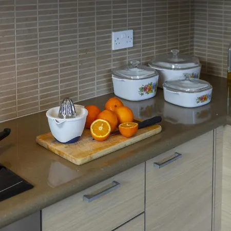 Imagine And Your Family Renting Luxury Minutes From The Beach, Protaras 1501 파라림니